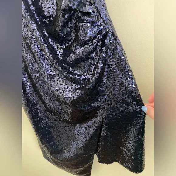 Lulu’s Disco Nights Navy Blue Sequin Bodycon Mini Dress Size Small - Picture 6 of 9